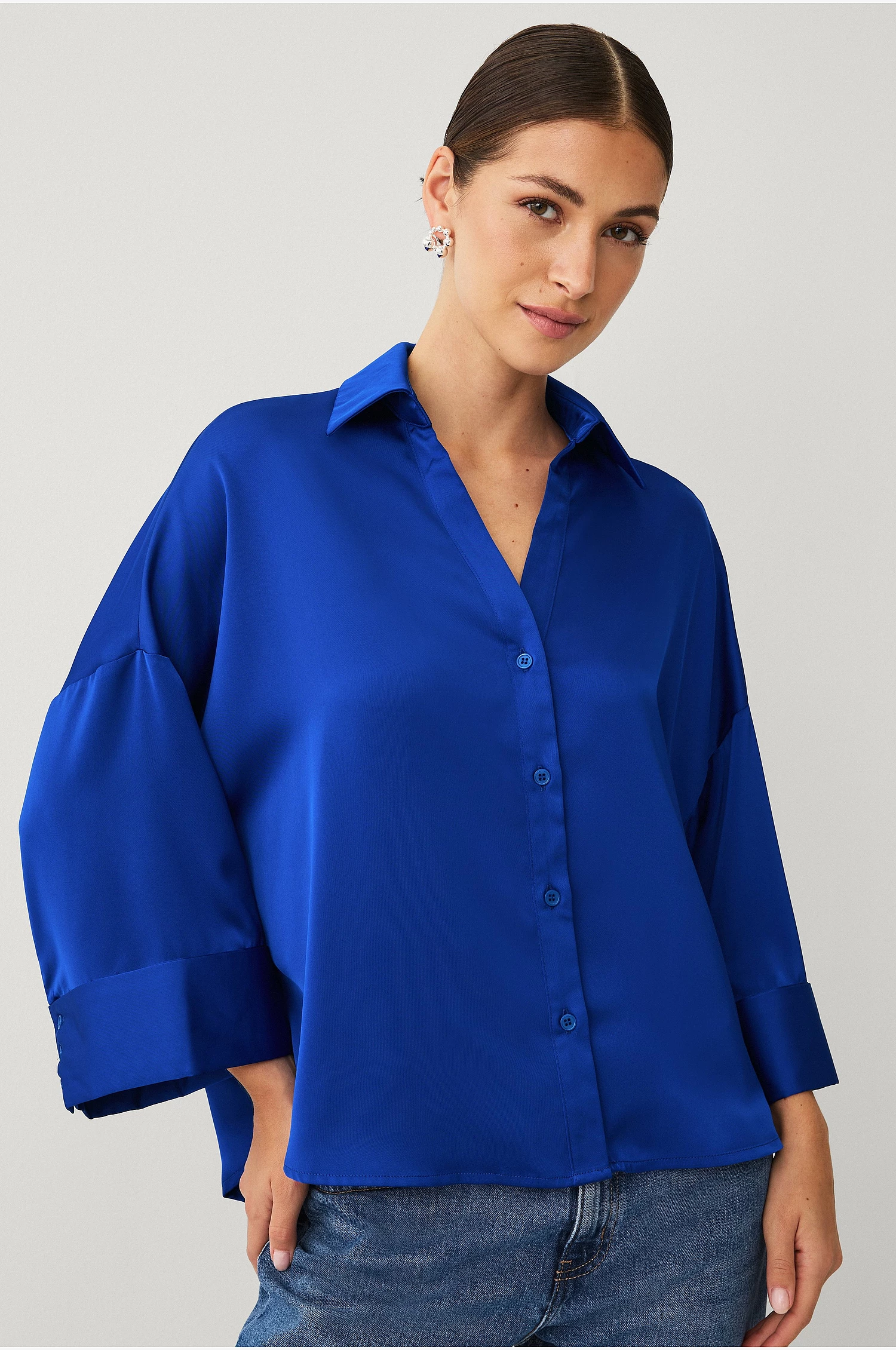 Vacker blus med fall