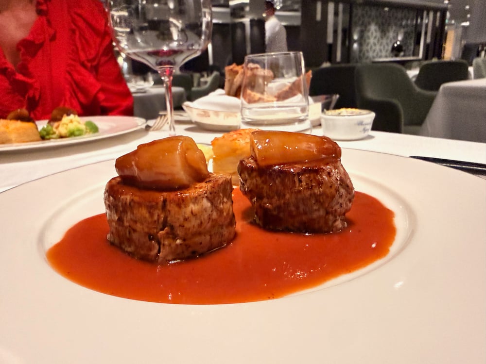 God mat ombord på Explora II