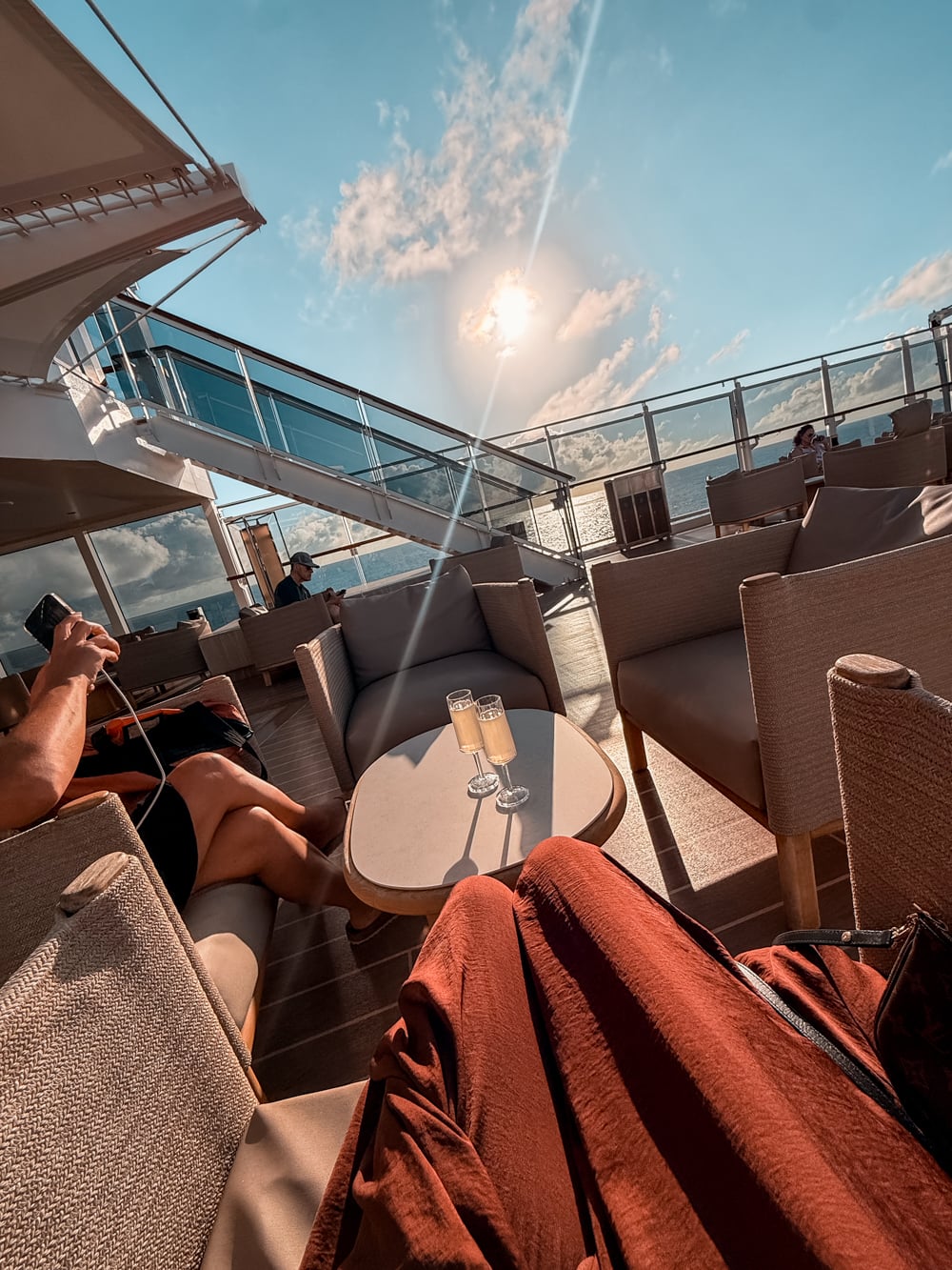 Hav, pool och avkoppling på Explora II