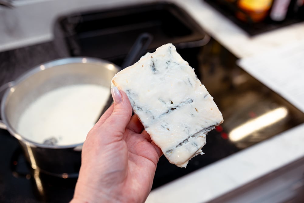 Sås till gorgonzolakyckling – krämig gorgonzola och grädde