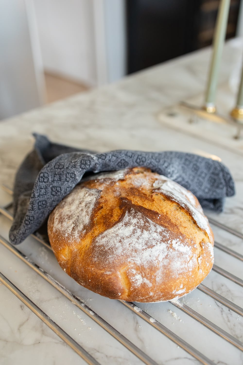 Skiva rustikt yoghurtbröd