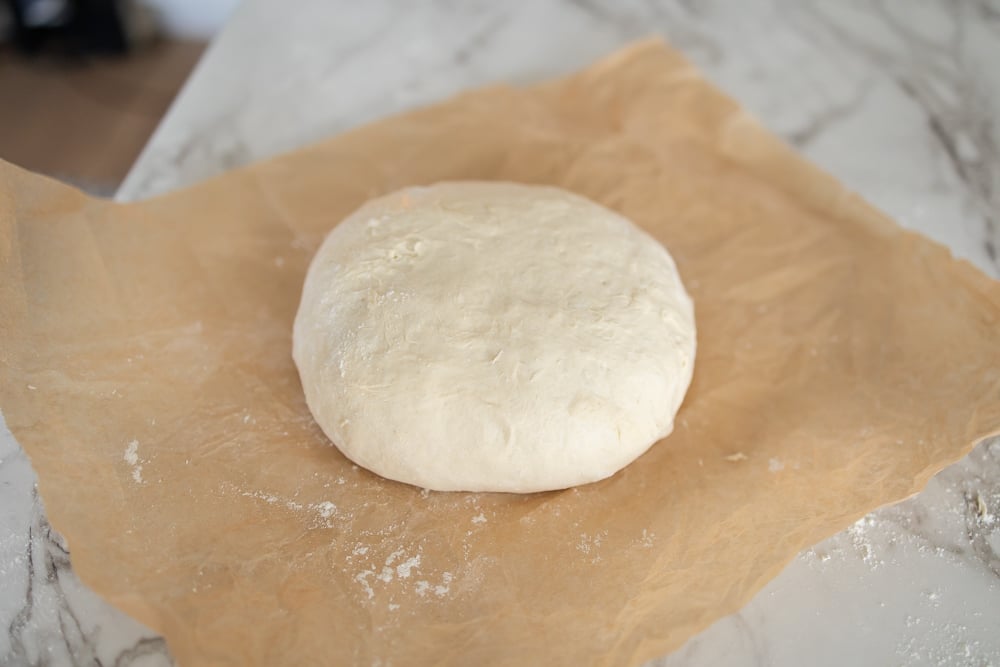 Nygräddat rustikt yoghurtbröd