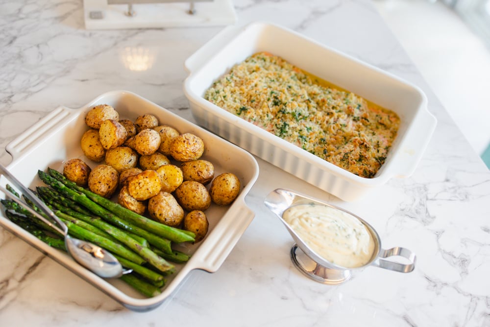 Fuskhollandaise med crème fraîche och gräslök